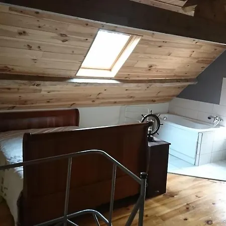 Hébergement de vacances Le Jouteau, Piscine Interieure, Babyfoot, Ping Pong *