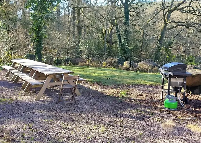 Le Jouteau, Piscine Interieure, Babyfoot, Ping Pong * Mont-Saint-Jean (Sarthe)